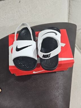 Nike Kawa Slide Sandal with White Strap